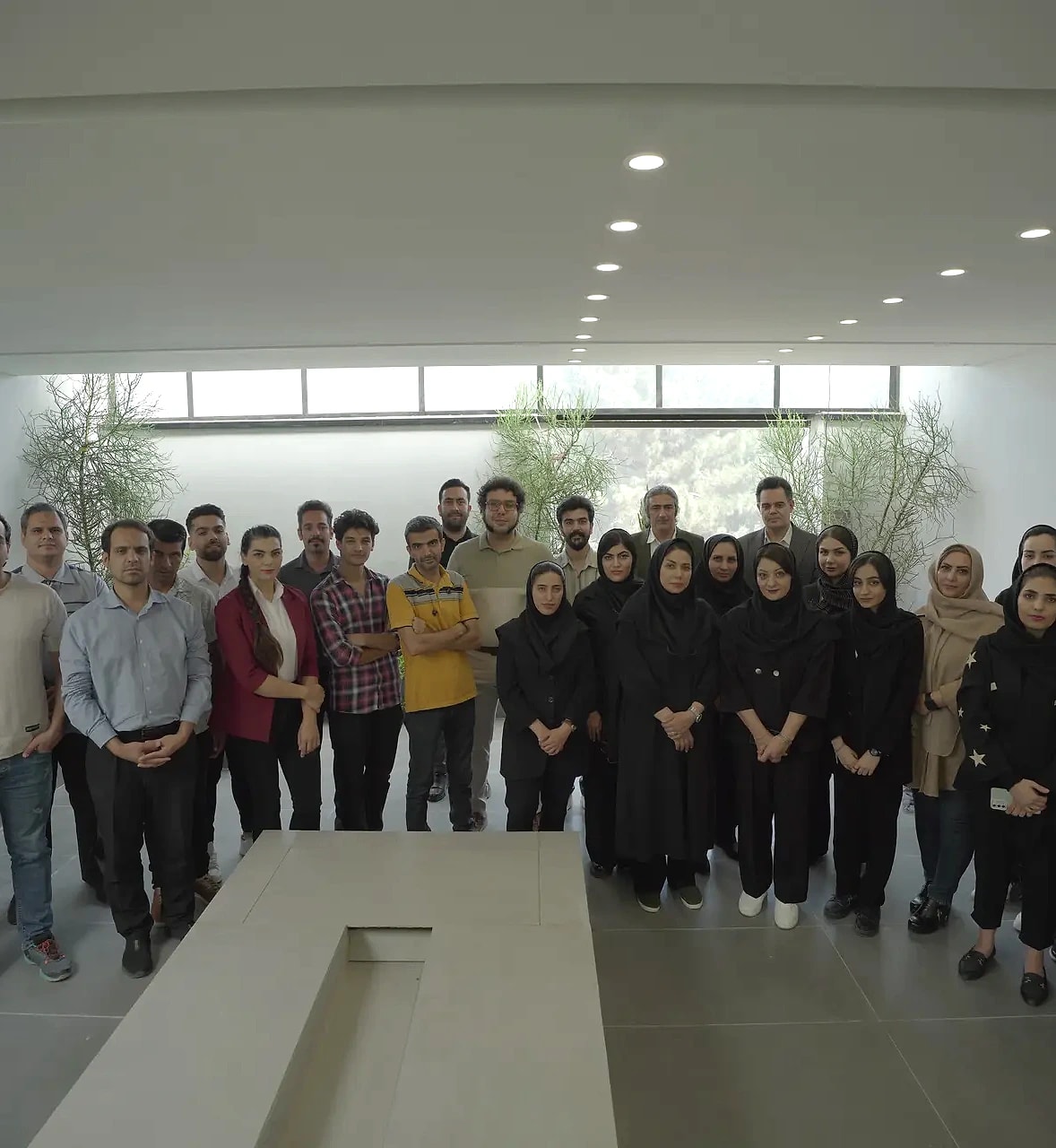 Personal de Bayer Kashan en la oficina central